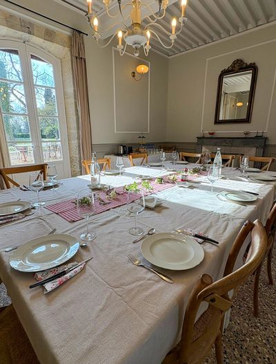 Grande salle de réception au rez de chaussée